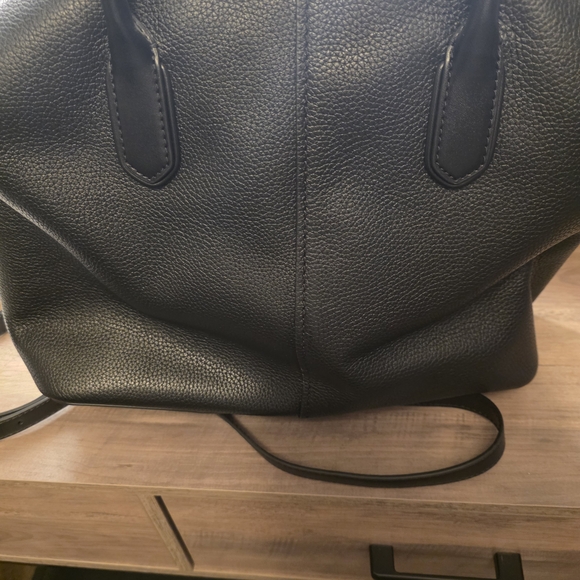 Michael Kors Hyde Black Leather Satchel with Gold Details - Picture 7 of 9